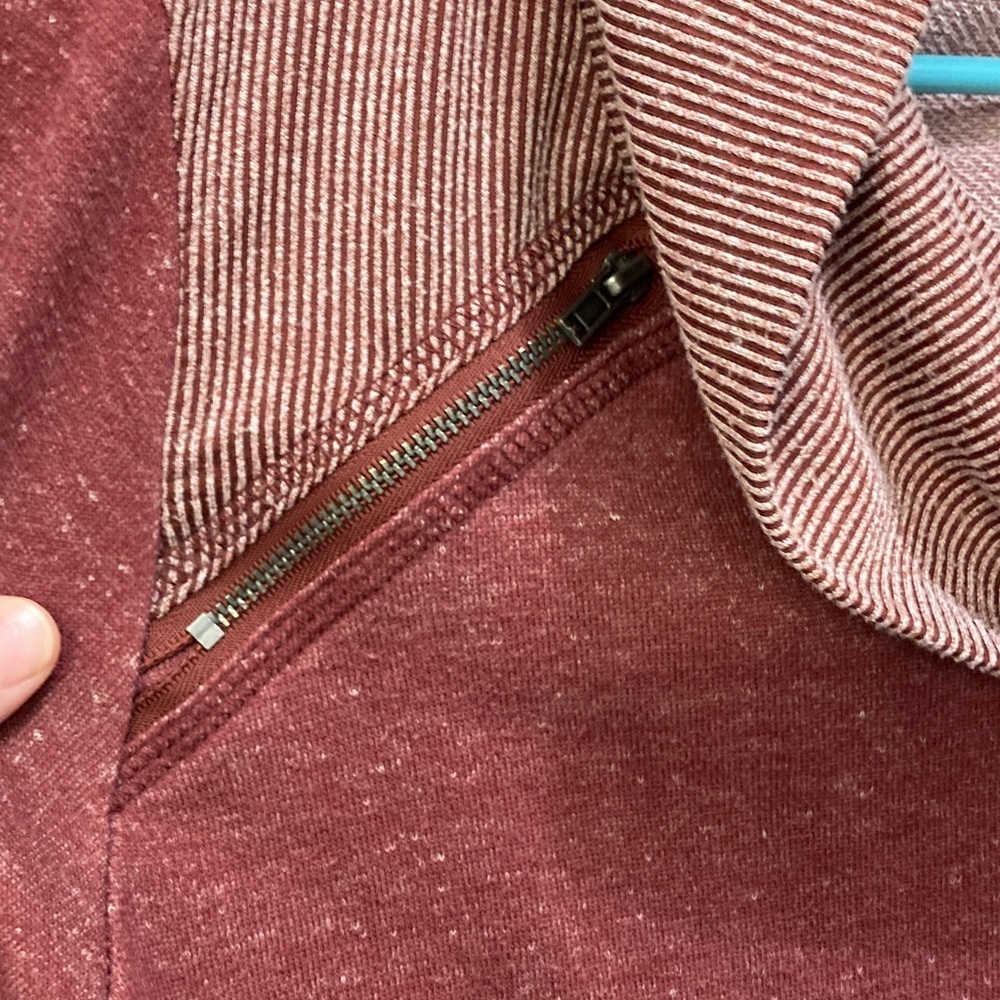Maurices Cowl Neck Pull Over - Picture 4 of 10